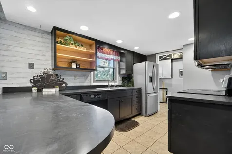 2364 W Del Mar Drive Crawfordsville IN 47933