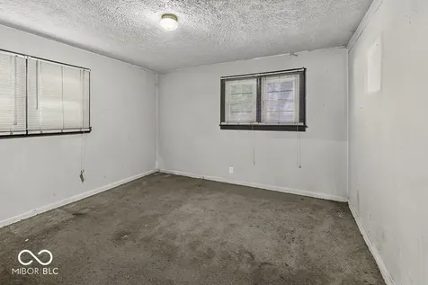 428 E Southern Avenue Indianapolis IN 46225
