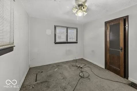 428 E Southern Avenue Indianapolis IN 46225