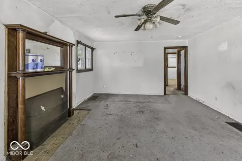 428 E Southern Avenue Indianapolis IN 46225