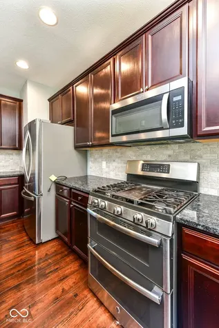 9050 Mercer Drive Fishers IN 46038