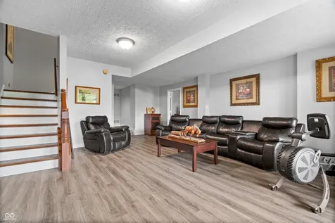 11323 Shoreview Lane Indianapolis IN 46236