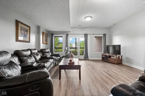 11323 Shoreview Lane Indianapolis IN 46236