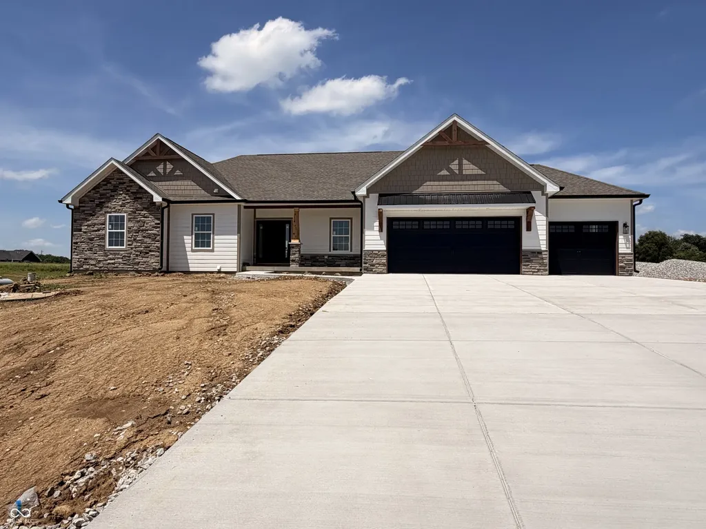 10 Pine Hills Court Crawfordsville IN 47933
