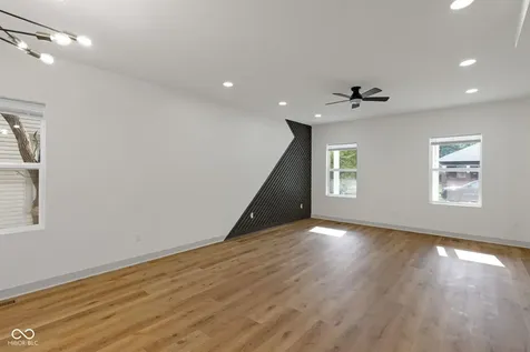 35 S Bradley Avenue Indianapolis IN 46201