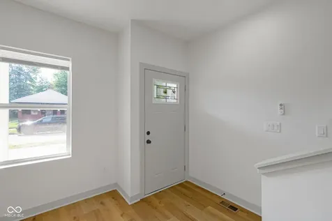 35 S Bradley Avenue Indianapolis IN 46201