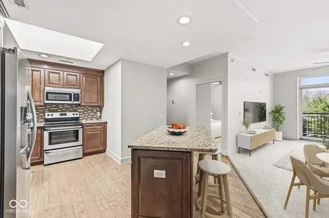 20971 Shoreline Court Noblesville IN 46062
