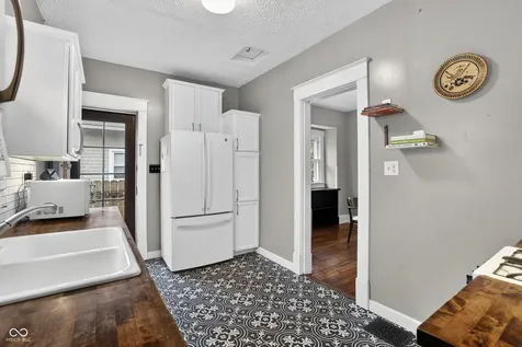 2505 E Saint Clair Street Indianapolis IN 46201