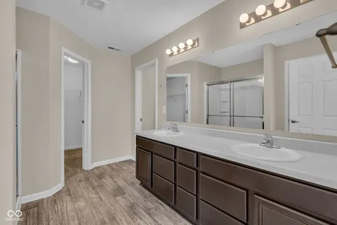 2239 Summer Shore Drive Greenwood IN 46143