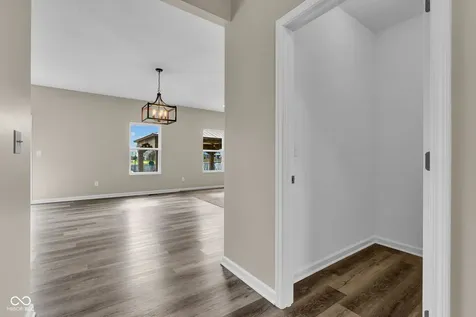 2239 Summer Shore Drive Greenwood IN 46143