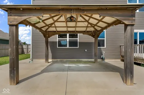 2239 Summer Shore Drive Greenwood IN 46143