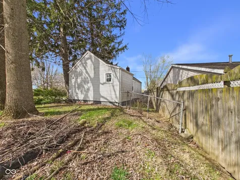3318 E 14th Street Muncie IN 47302