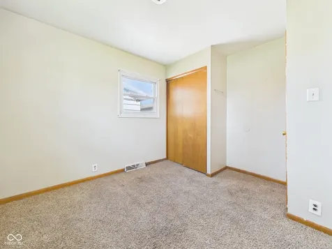 2822 Apache Drive Anderson IN 46012