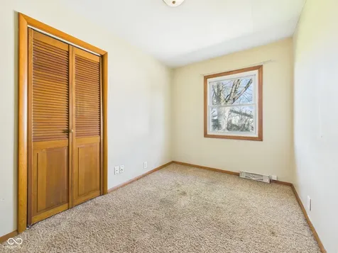 2822 Apache Drive Anderson IN 46012