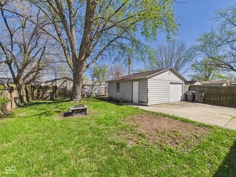2822 Apache Drive Anderson IN 46012