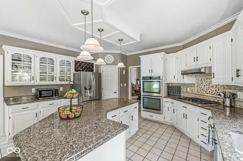 7307 Bunker Hill Crest Indianapolis IN 46259