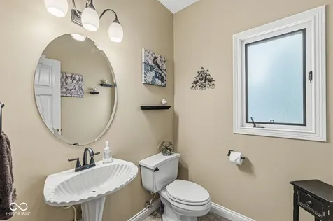 7307 Bunker Hill Crest Indianapolis IN 46259