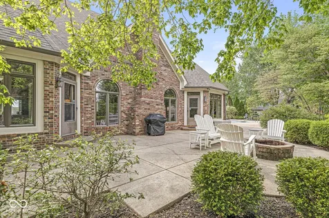 7307 Bunker Hill Crest Indianapolis IN 46259