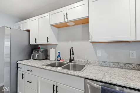 1028 N Walnut Street Lapel IN 46051