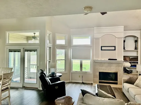 312 Carriage Lane Franklin IN 46131