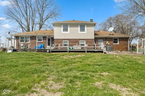 2367 E 400 N Whiteland IN 46184