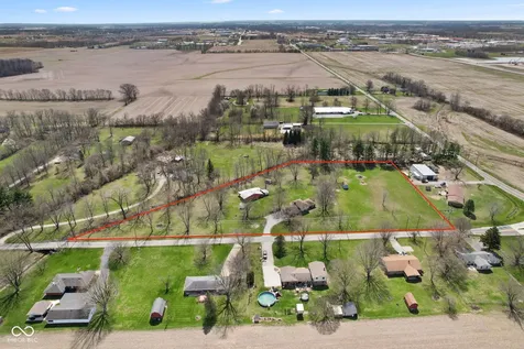 2367 E 400 N Whiteland IN 46184