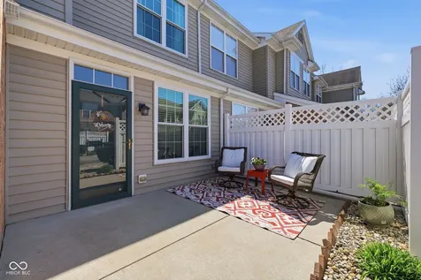 2337 Colfax Lane Indianapolis IN 46260