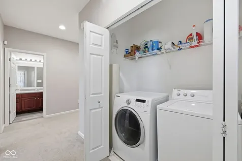 2337 Colfax Lane Indianapolis IN 46260