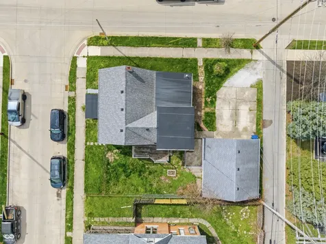 204 E Pennsylvania Street Shelbyville IN 46176