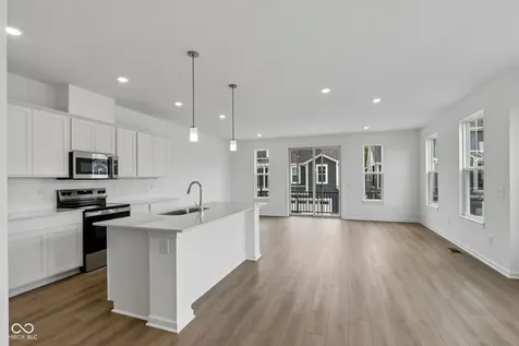 5748 Arcade Boulevard Mccordsville IN 46055