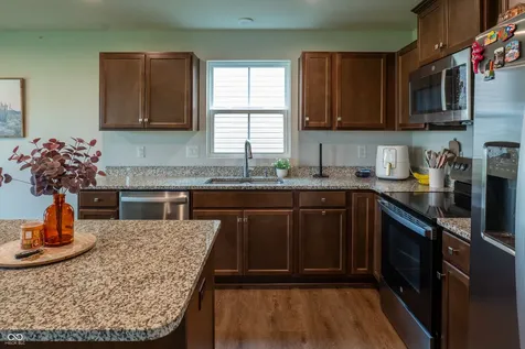 1230 Maumee Court Greenfield IN 46140