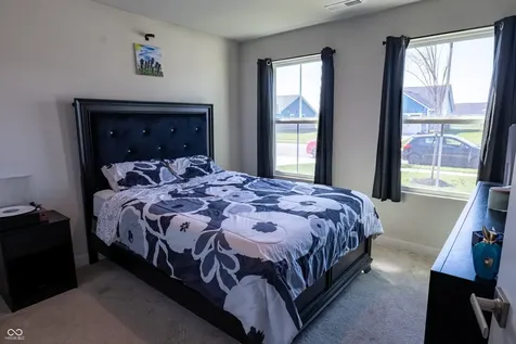 1230 Maumee Court Greenfield IN 46140