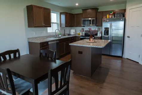 1230 Maumee Court Greenfield IN 46140