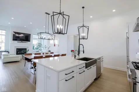 1454 Sempre Way Westfield IN 46074