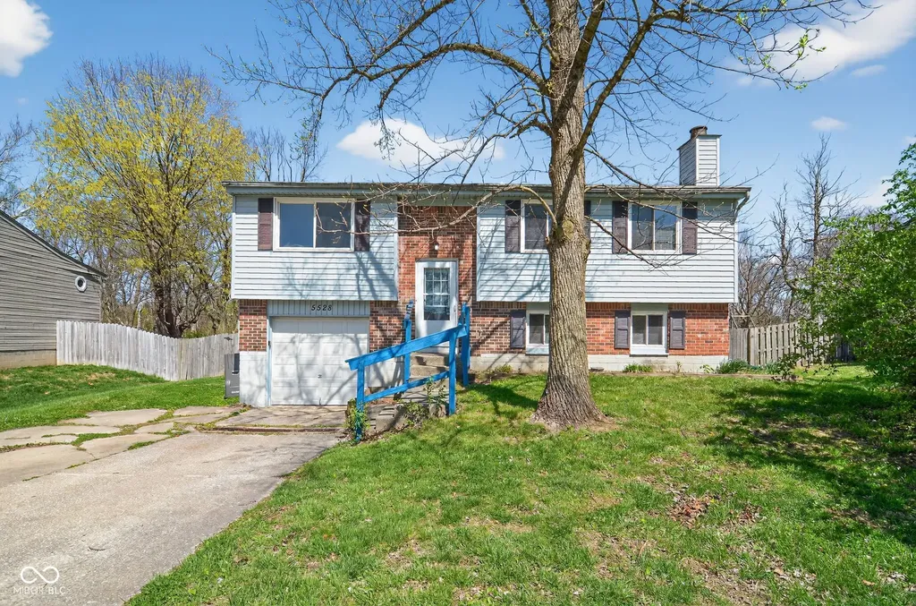5528 Dollar Hide North Drive Indianapolis IN 46221