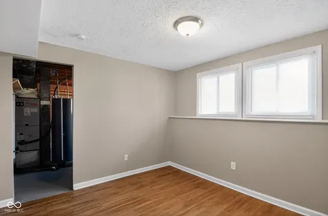 5528 Dollar Hide North Drive Indianapolis IN 46221