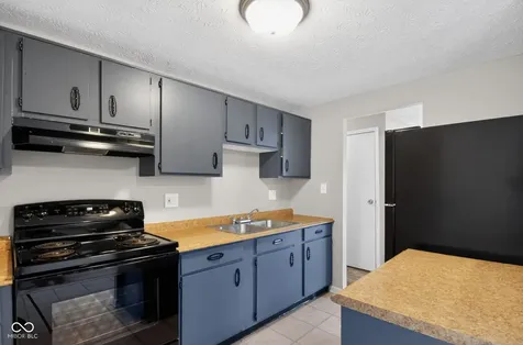 5528 Dollar Hide North Drive Indianapolis IN 46221