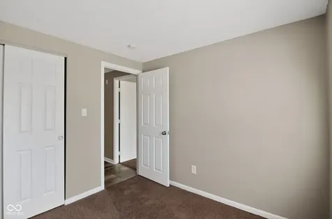 5528 Dollar Hide North Drive Indianapolis IN 46221