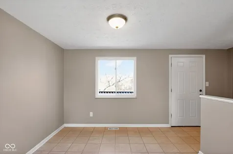 5528 Dollar Hide North Drive Indianapolis IN 46221