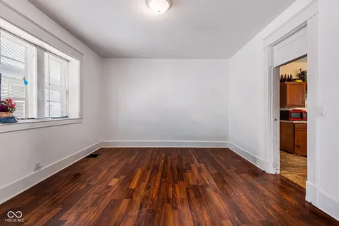 1409 Pearl Street Columbus IN 47201