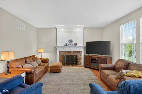9326 Windrift Way Zionsville IN 46077