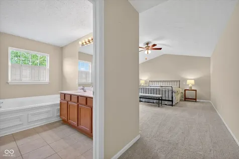 9326 Windrift Way Zionsville IN 46077