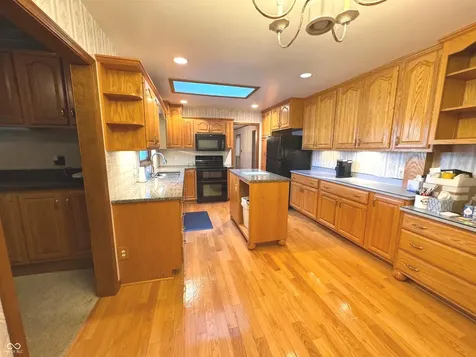 353 E Rivercrest Drive Rushville IN 46173