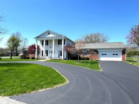 353 E Rivercrest Drive Rushville IN 46173