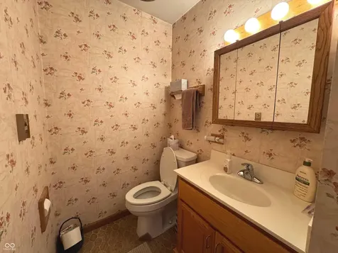 353 E Rivercrest Drive Rushville IN 46173