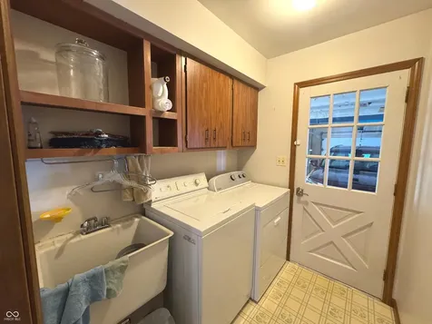 353 E Rivercrest Drive Rushville IN 46173