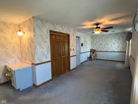 353 E Rivercrest Drive Rushville IN 46173