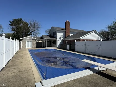 353 E Rivercrest Drive Rushville IN 46173