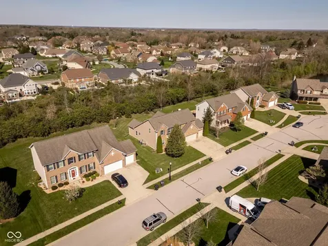 5828 Sunnyvalle Drive Bargersville IN 46106