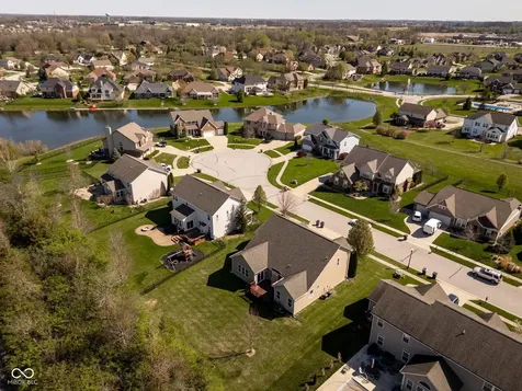 5828 Sunnyvalle Drive Bargersville IN 46106